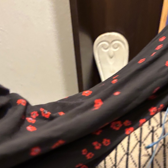 Free People Black and Red Floral Long Sleeve Top- P2P:25, Length:20 - Picture 3 of 6